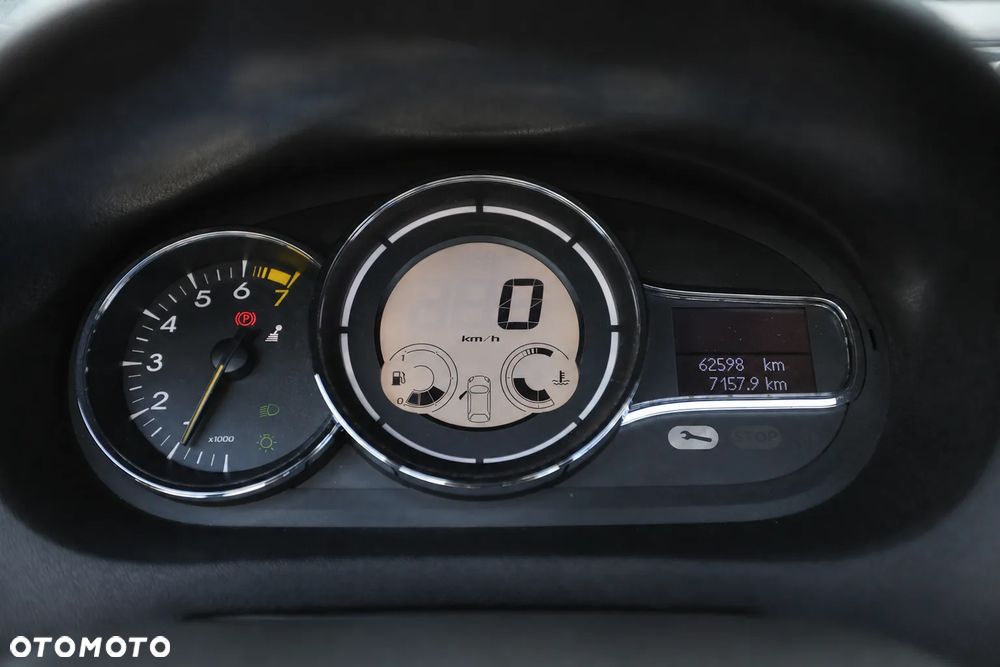 Renault Megane - 11