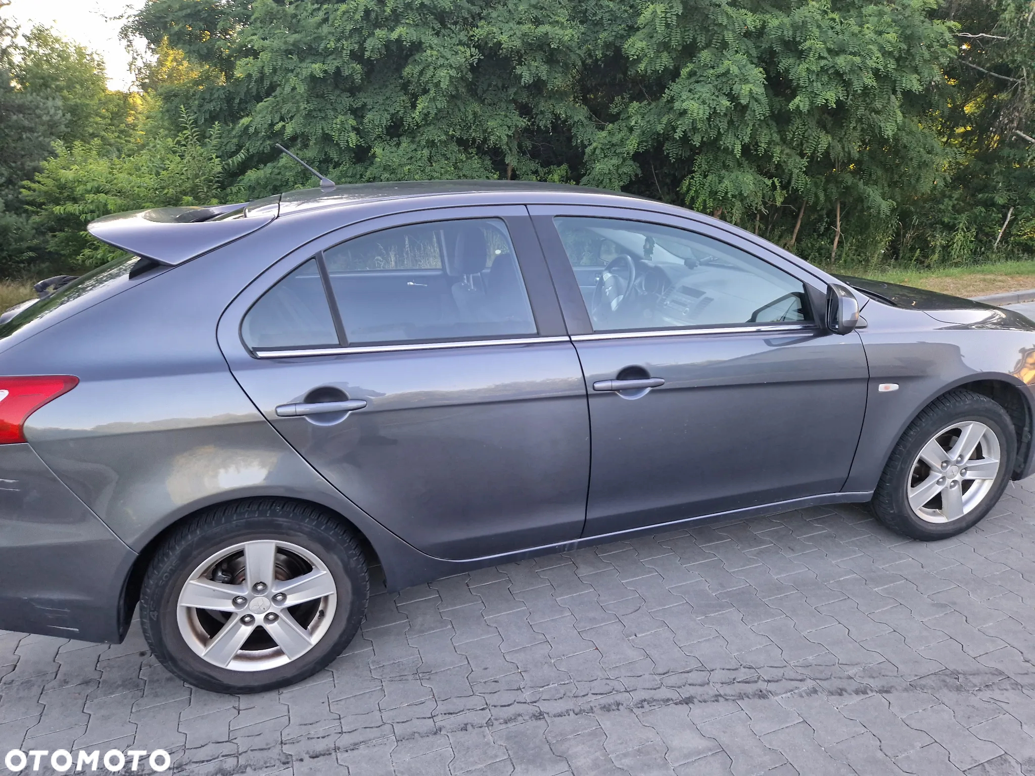 Mitsubishi Lancer 1.5 Invite - 5