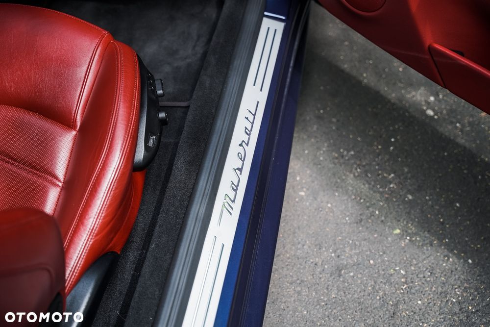 Maserati GranTurismo S - 10