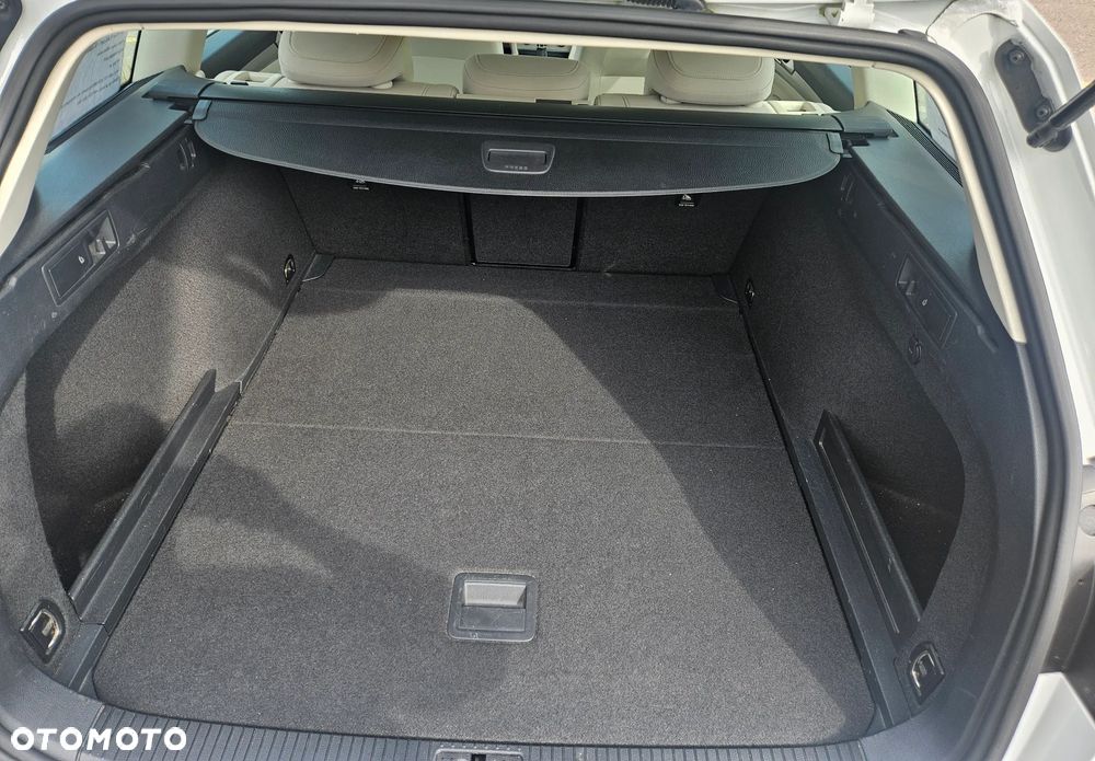 Volkswagen Passat 2.0 TDI BMT Comfortline - 10