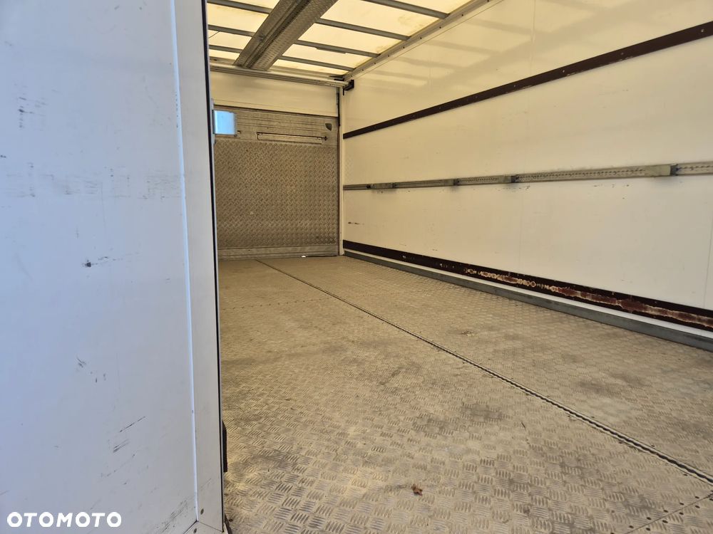 Iveco 70C18 (32817) - 12