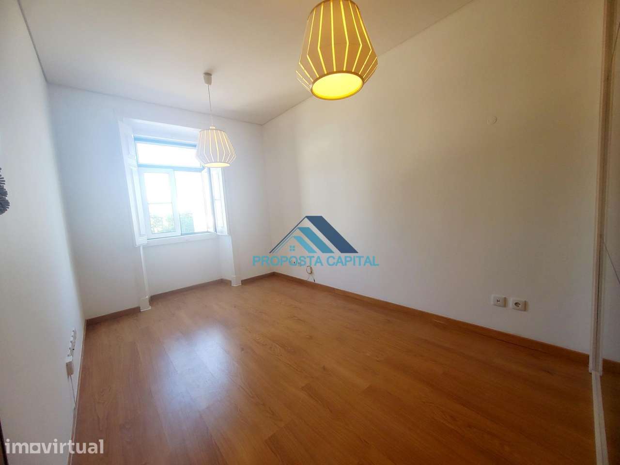 Apartamento T1 Alcântara - Grande imagem: 2/16