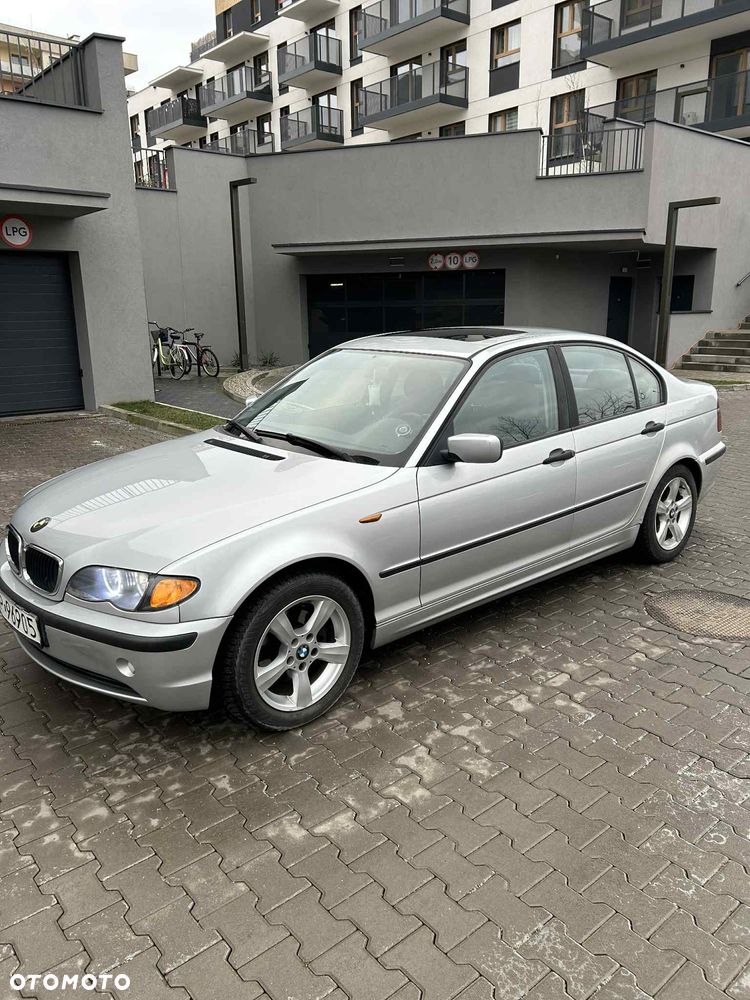 BMW Seria 3 318i - 2