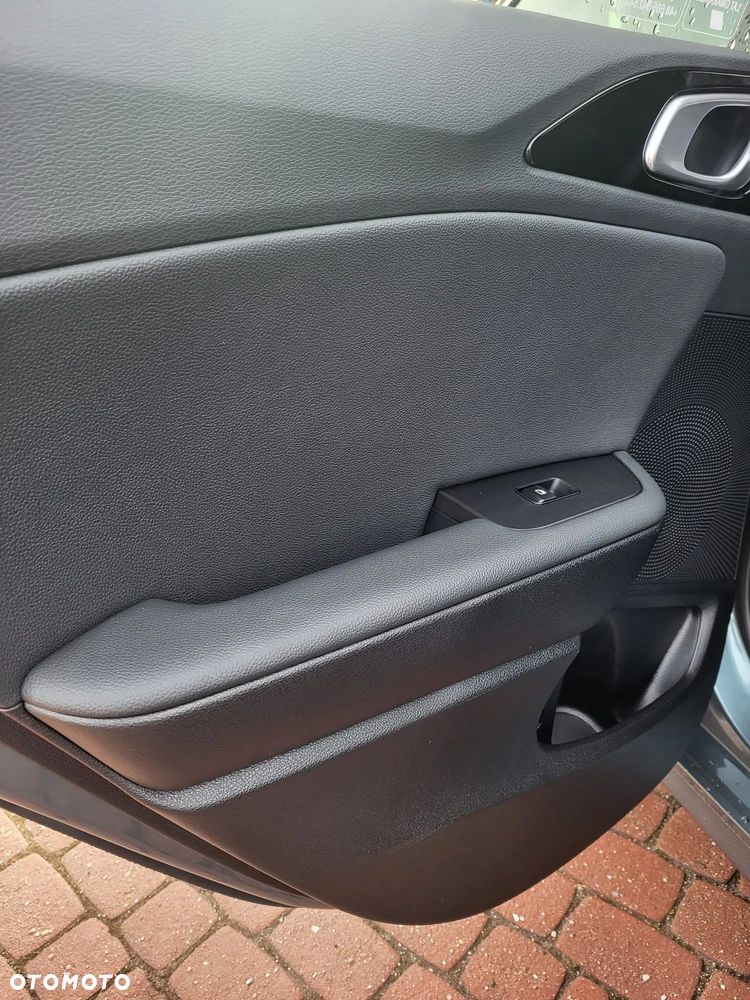 Kia Ceed 1.5 T-GDI Tribute - 10