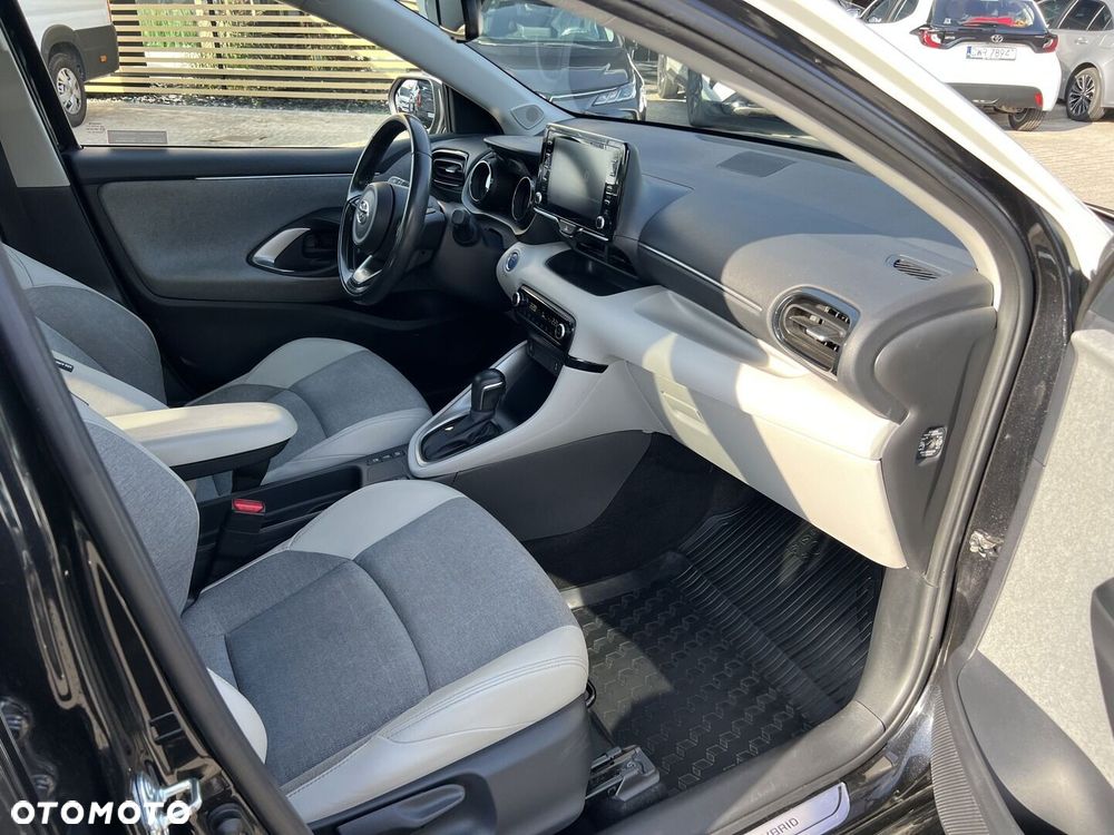Toyota Yaris Hybrid 1.5 Selection Elegant - 25