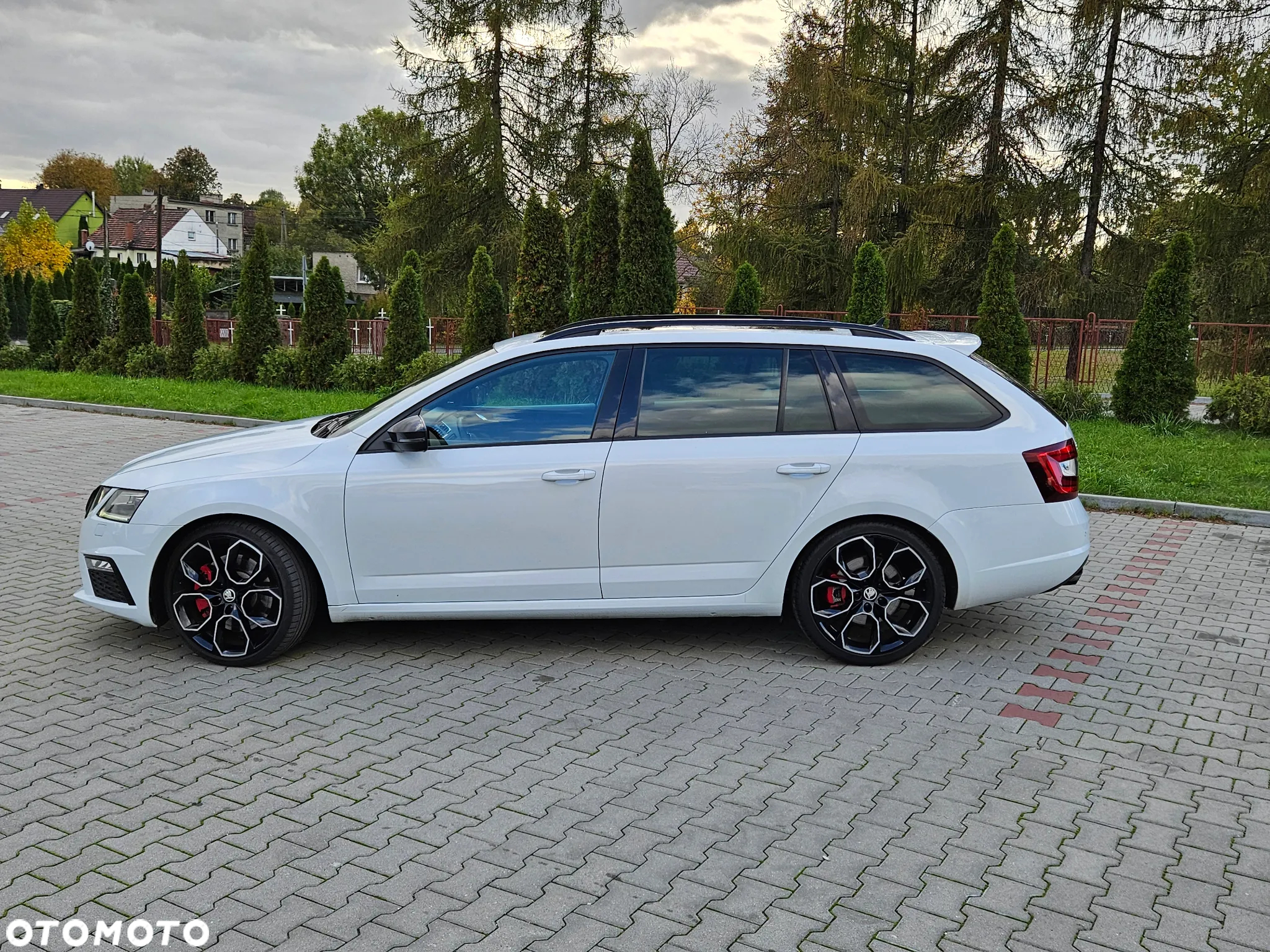 Skoda Octavia 2.0 TSI RS Challenge 245 DSG - 7