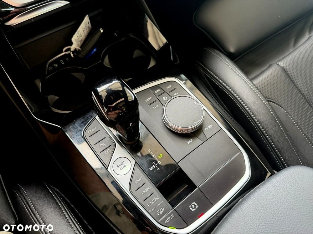 BMW X3 - 32
