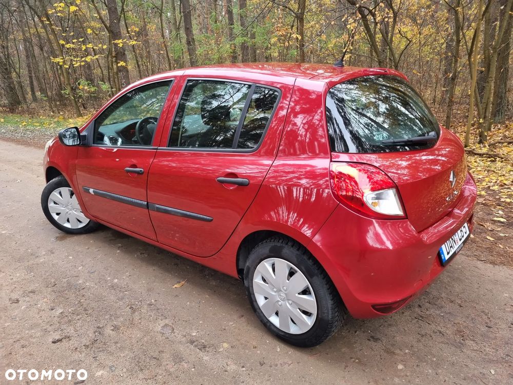 Renault Clio 1.5 dCi Alize - 21