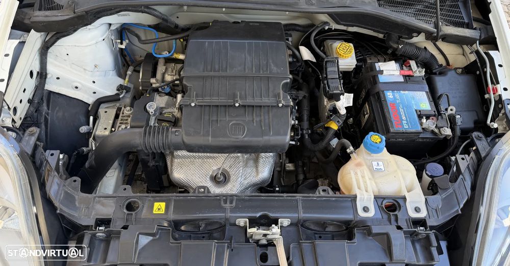 Fiat Punto 1.2 Lounge S&S - 27