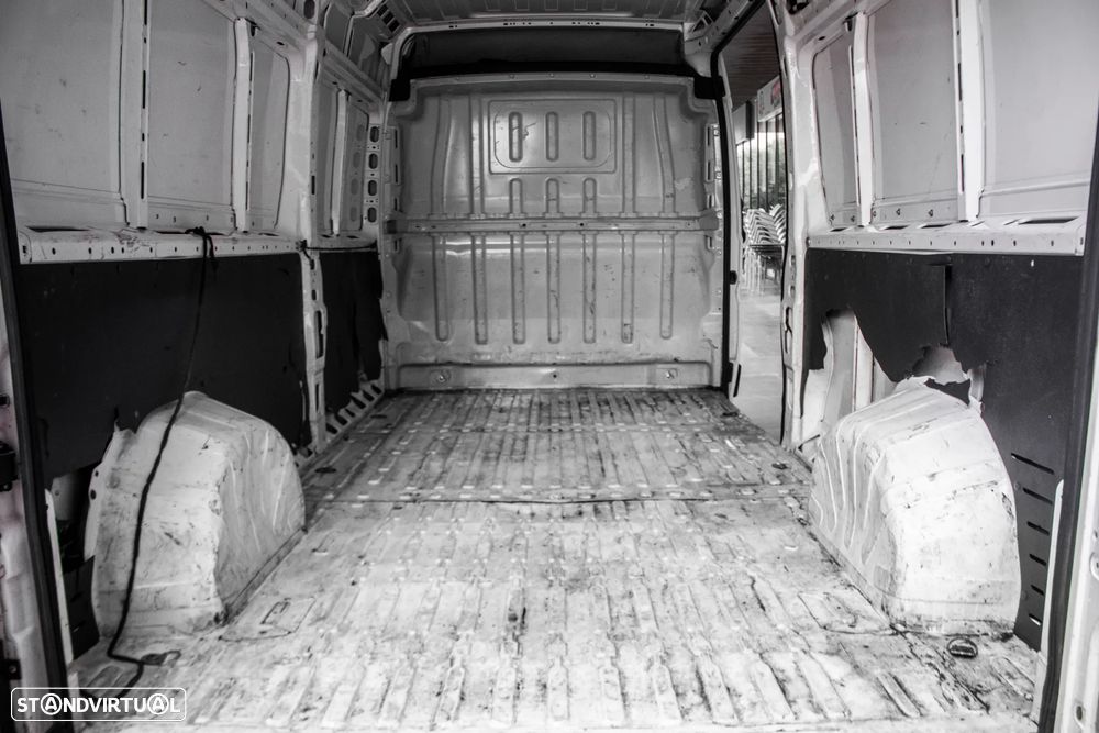 Citroën JUMPER 2.2 BlueHDi 140 - 26