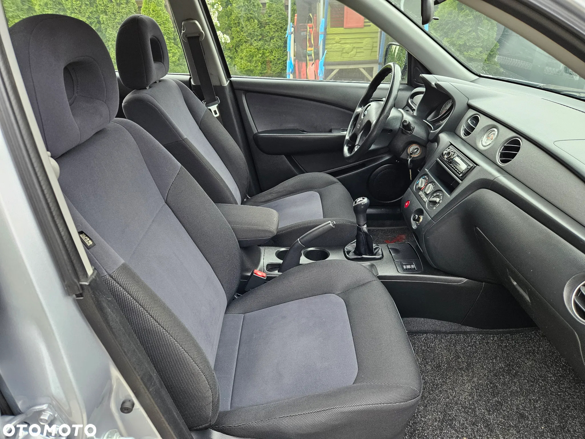 Mitsubishi Outlander 2.0 4WD Intense - 13