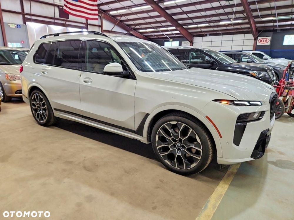 BMW X7 - 3
