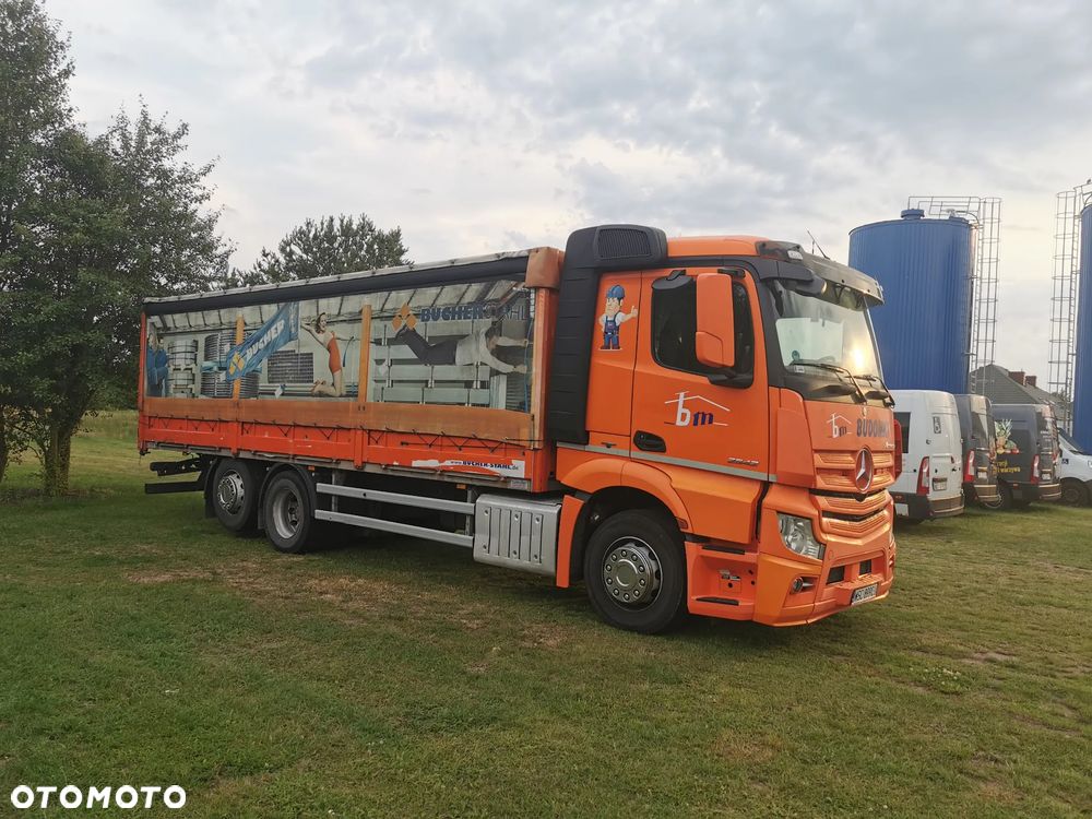 Mercedes-Benz Actros - 7