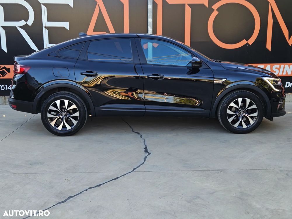Renault Arkana E-TECH 145 Evolution - 8