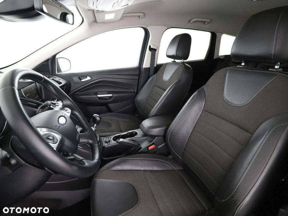 Ford Kuga 2.0 TDCi 4x4 Titanium - 14