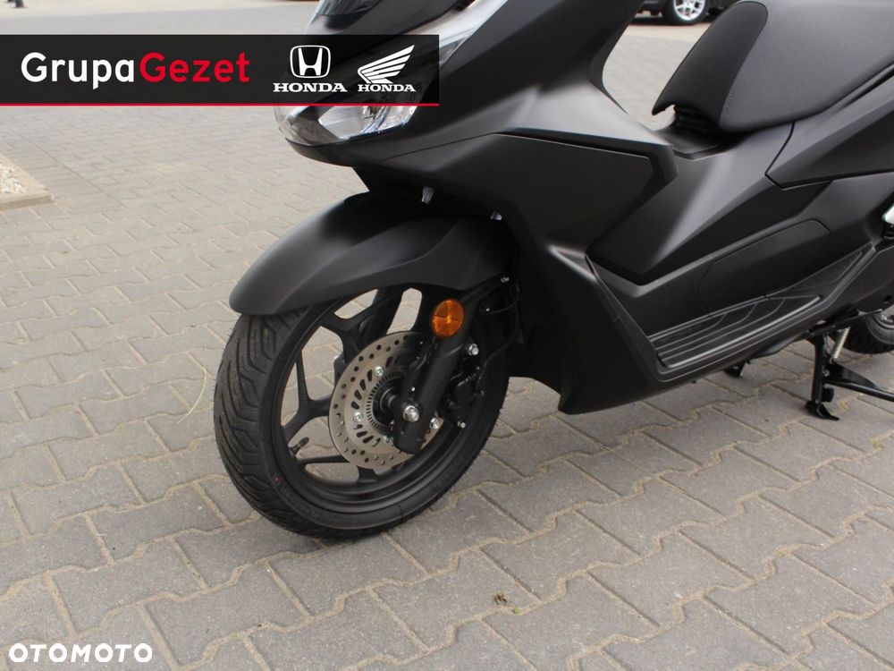 Honda PCX - 9