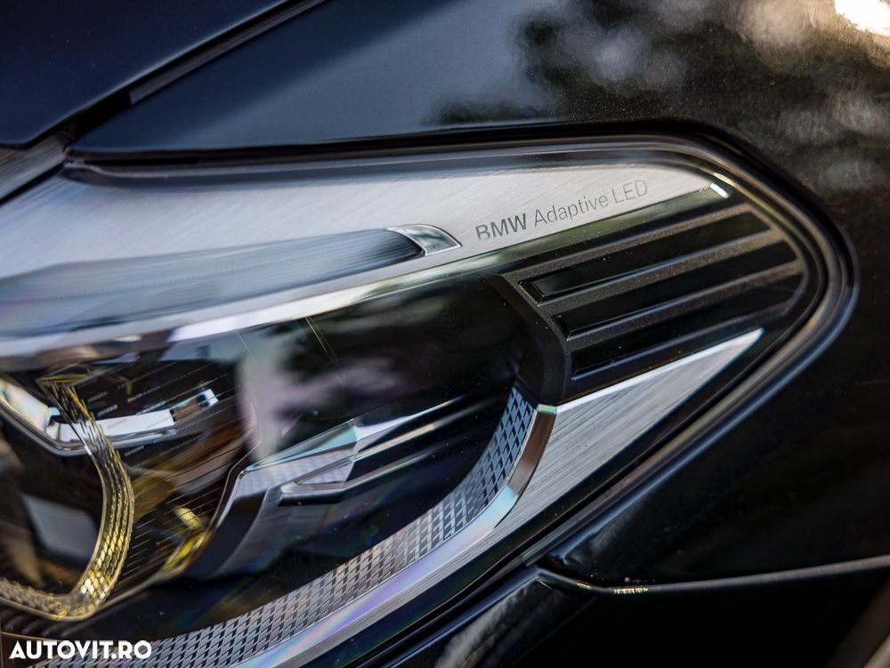 BMW Seria 5 530i Aut. Luxury Line - 41