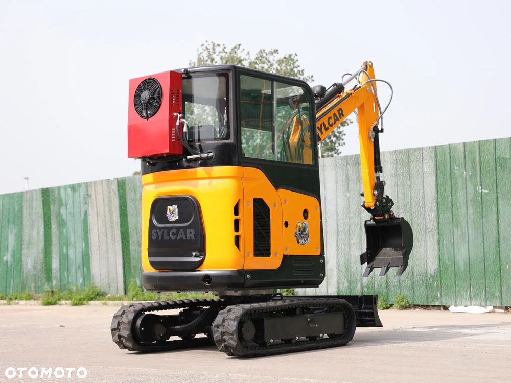 Inny Minikoparka Sylcar 25 - 10