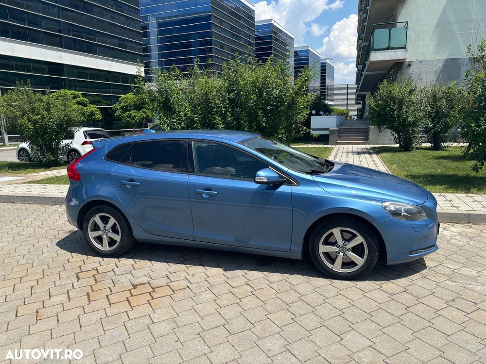 Volvo V40 T4 Powershift Momentum - 7