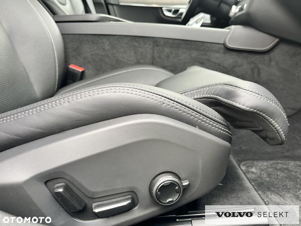 Volvo S90 - 36