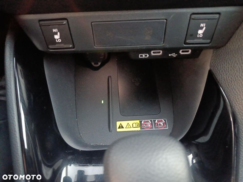 Toyota Yaris Hybrid 1.5 Style - 21