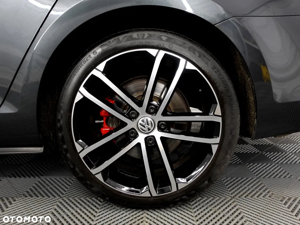 Volkswagen Golf VII 2.0 TDI BMT GTD DSG - 26