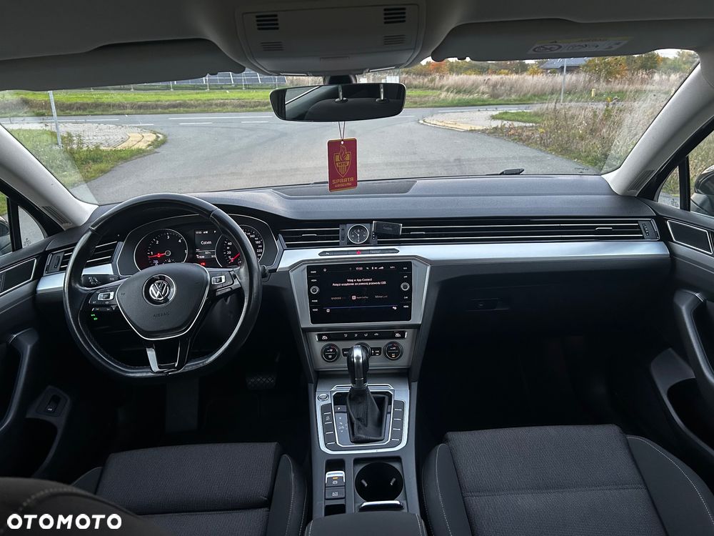 Volkswagen Passat Variant ver-variant-1-6-tdi-scr-dsg-business - 22