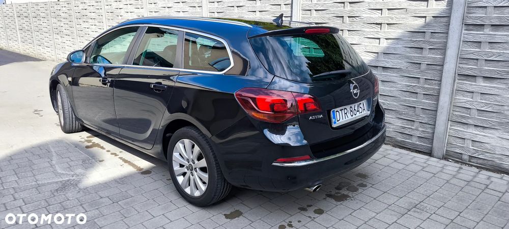 Opel Astra 2.0 CDTI Exklusiv - 5