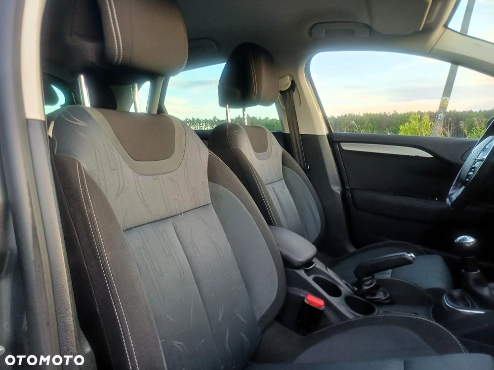 Citroën C4 VTi 120 Exclusive - 20