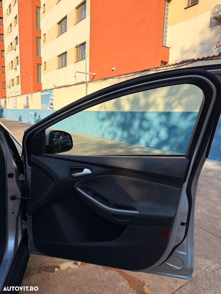 Ford Focus 1.6 TDCi DPF Trend - 7