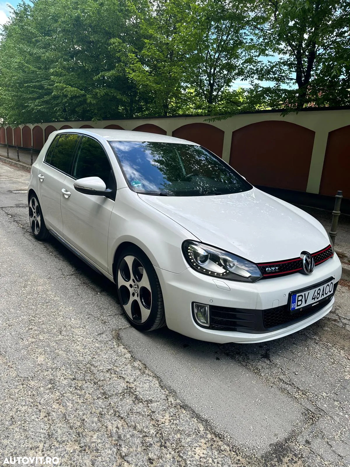 Volkswagen Golf 2.0 TSI GTI - 4