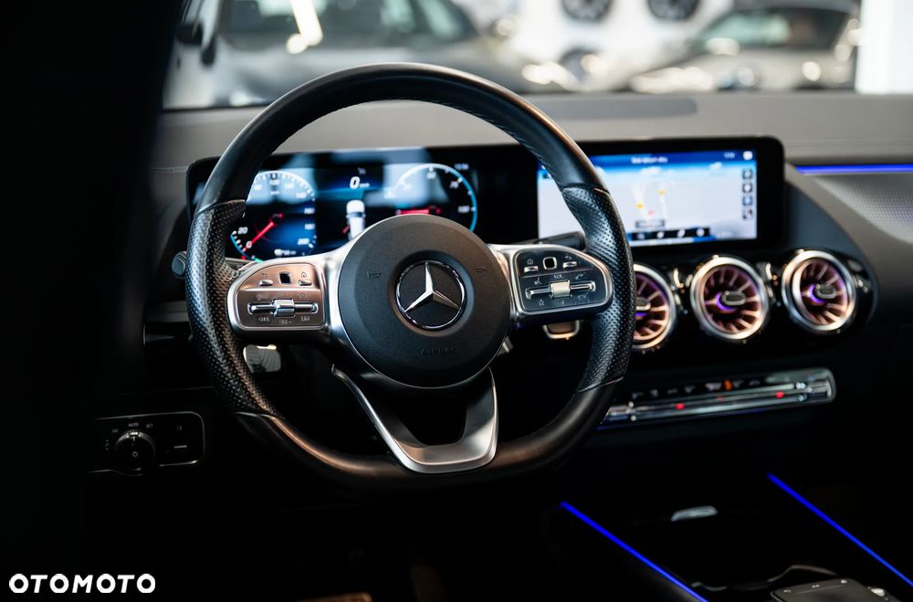 Mercedes-Benz EQA 250 66.5kWh Electric Art - 29