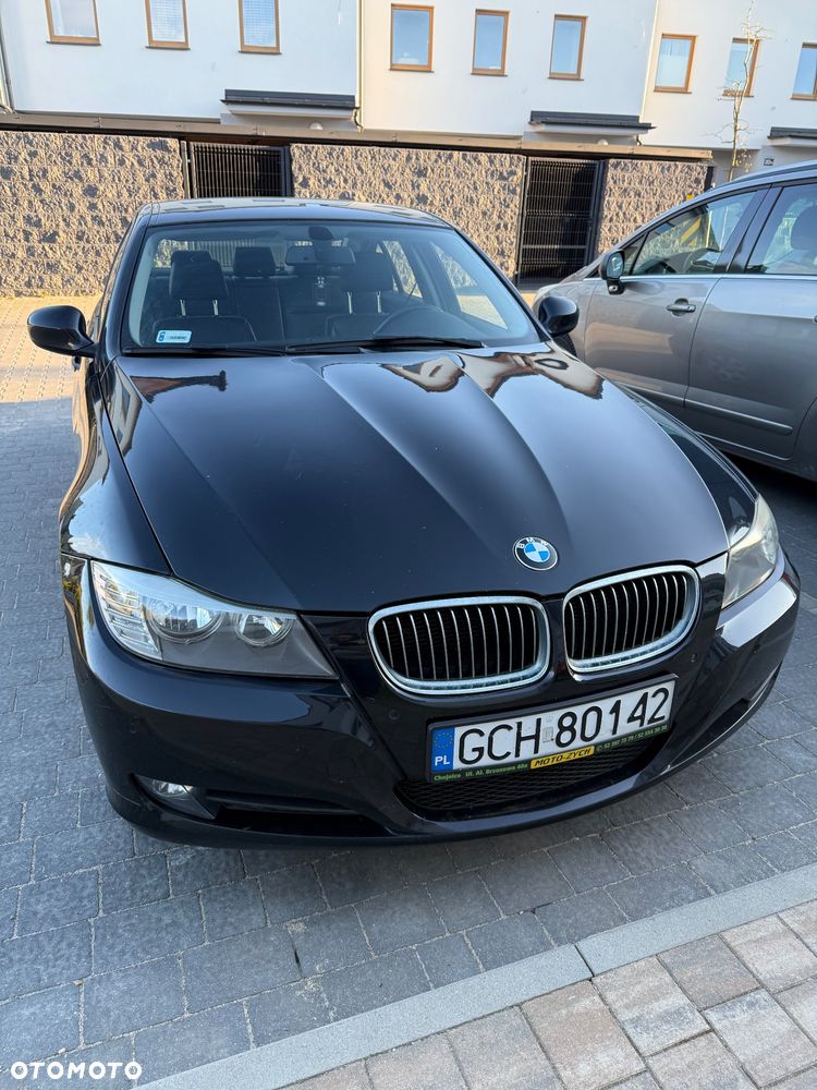 BMW Seria 3 318d - 1