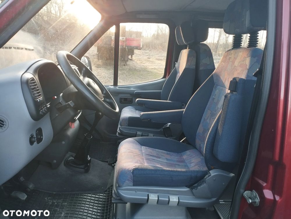 Ford Transit - 14