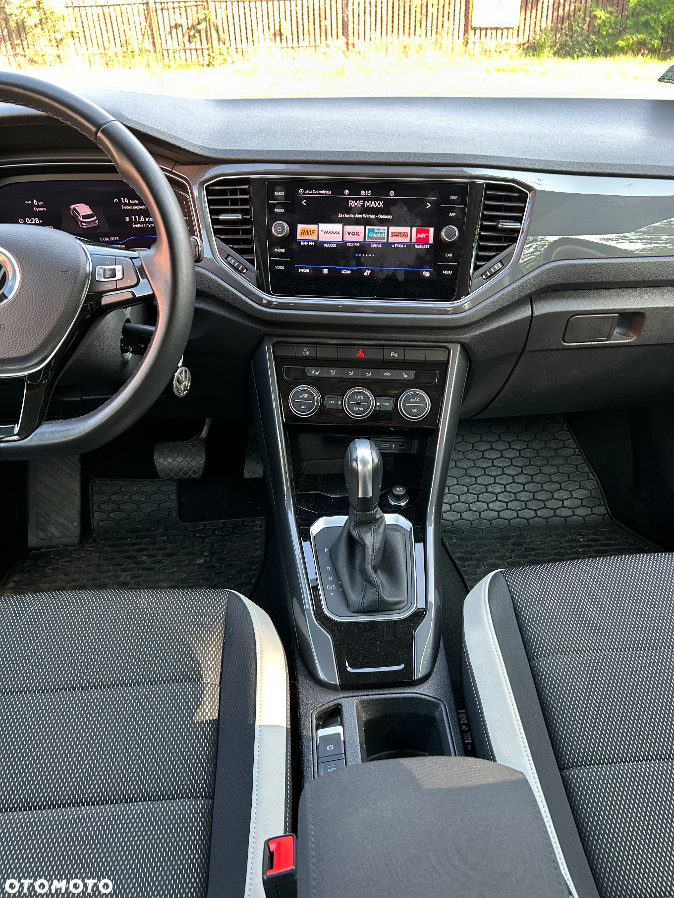 Volkswagen T-Roc 1.5 TSI ACT Premium DSG - 17