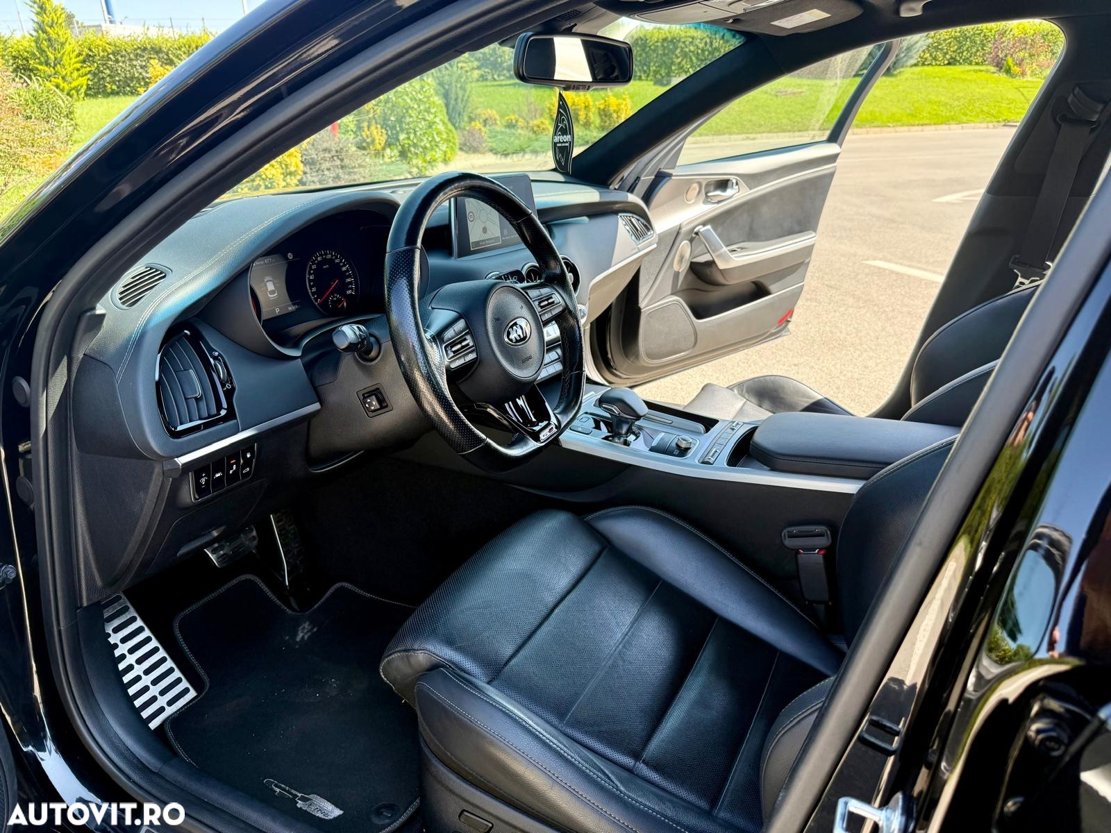 Kia Stinger 2.0 T-GDI GT Line - 6