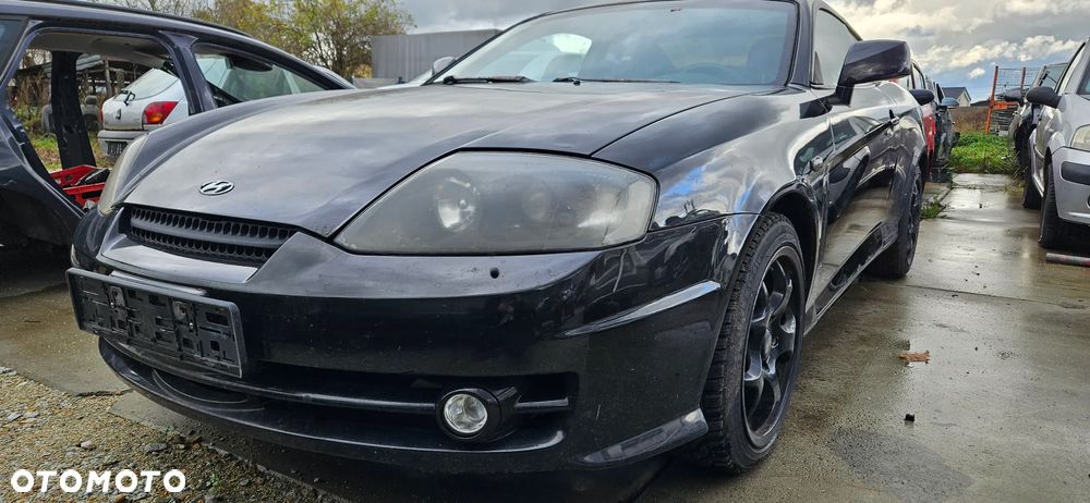 Zderzak przód przedni Hyundai Coupe II 2003r lak. EB - 1