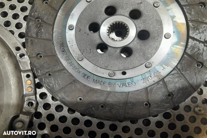 Kit ambreiaj 702963 / 702967 702963 / 702967 Renault Megane 2 [2002 - - 3