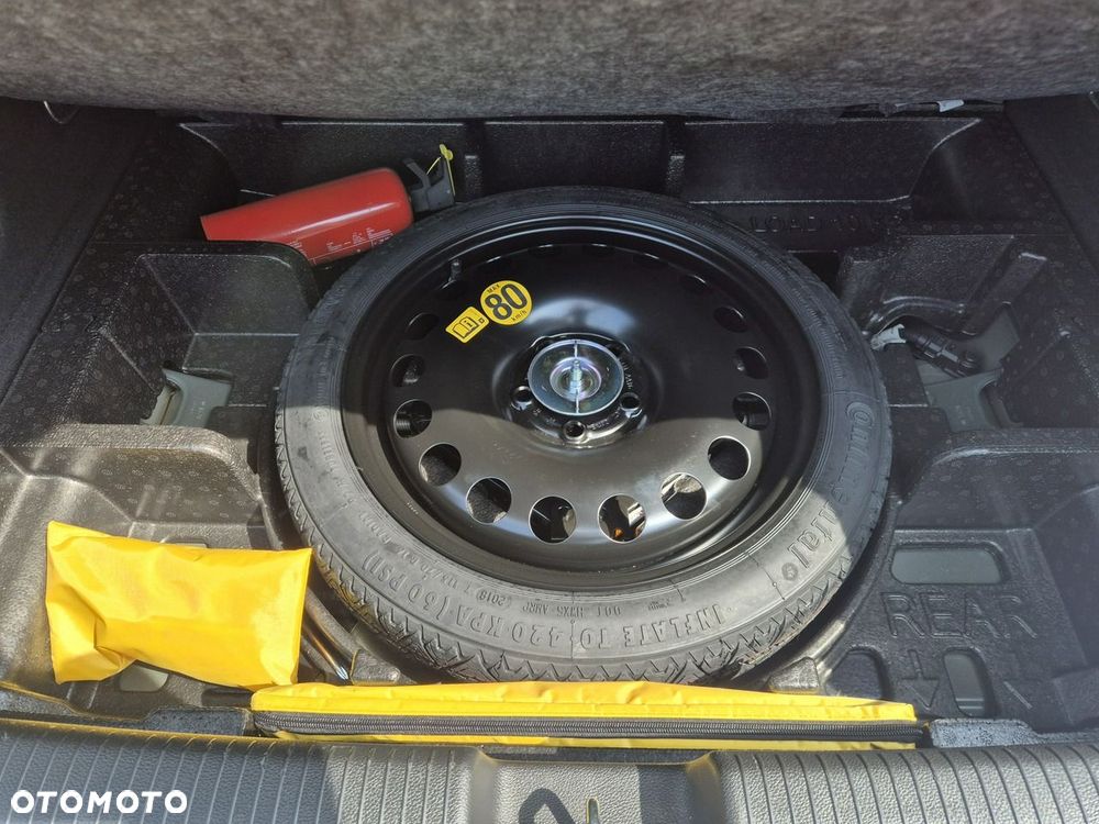 Opel Astra 1.4 T GPF Dynamic S&S - 21