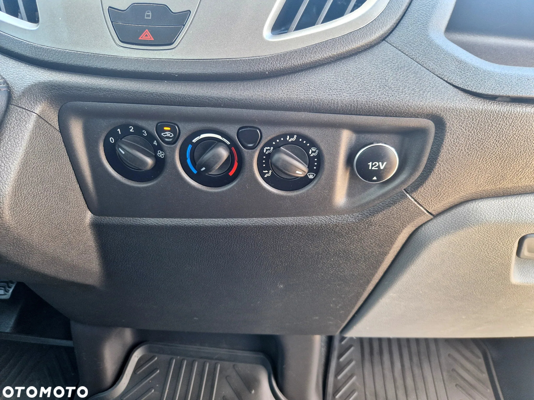 Ford FORD TRANSIT 2.2 TDCI 155 KONNY DOKA 7 OSOBOWA BRYGADÓWKA SKRZYNIA 155 T/KM PRZEBIEGU GWARANCJA - 25