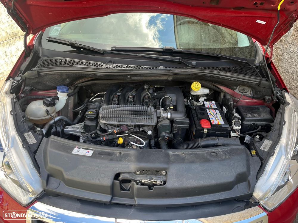 Peugeot 208 1.2 PureTech Style - 6