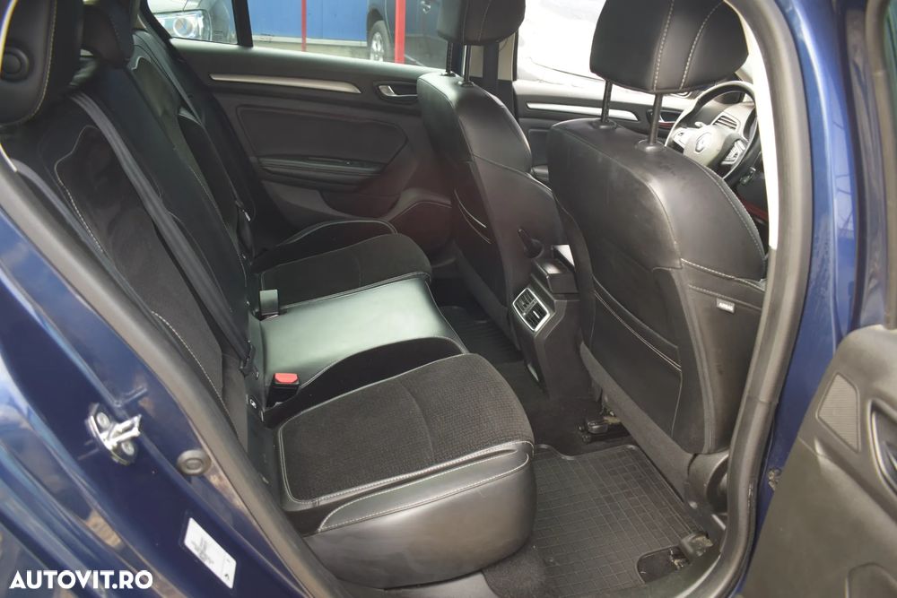 Renault Megane - 12