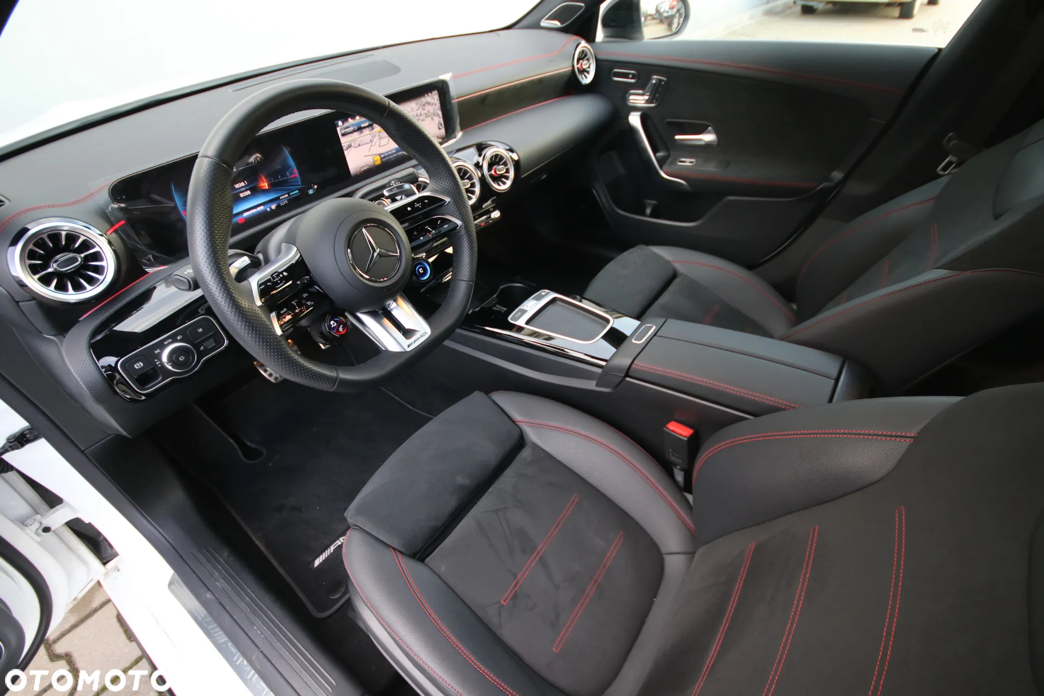 Mercedes-Benz CLA AMG 35 4Matic Shooting B AMG Speedshift 8G-DCT AMG Line Advanced Plus - 13