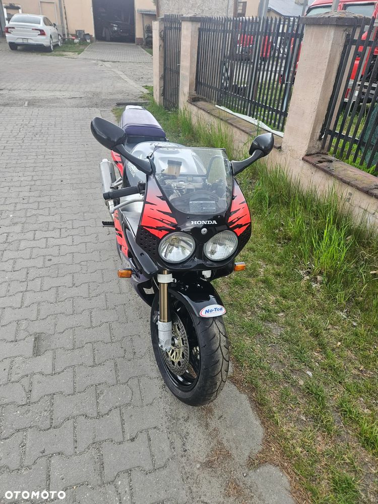 Honda CBR - 5