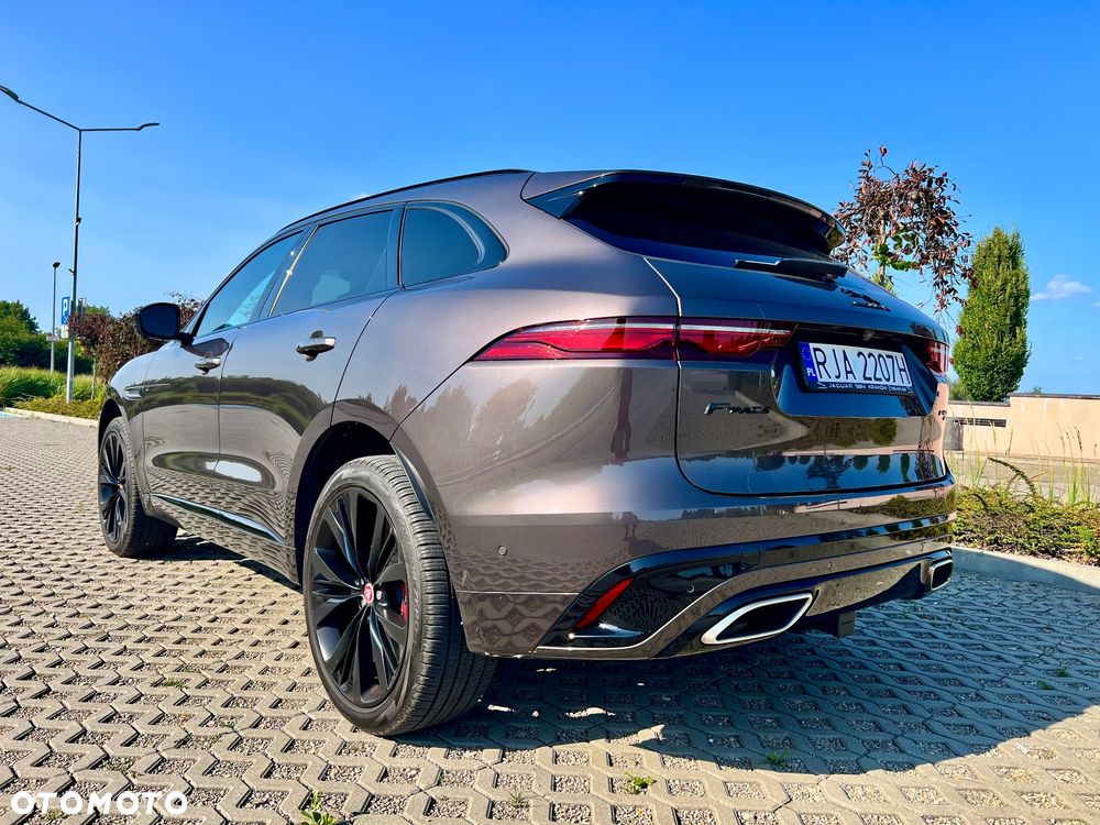 Jaguar F-Pace P400 AWD R-Dynamic S - 4
