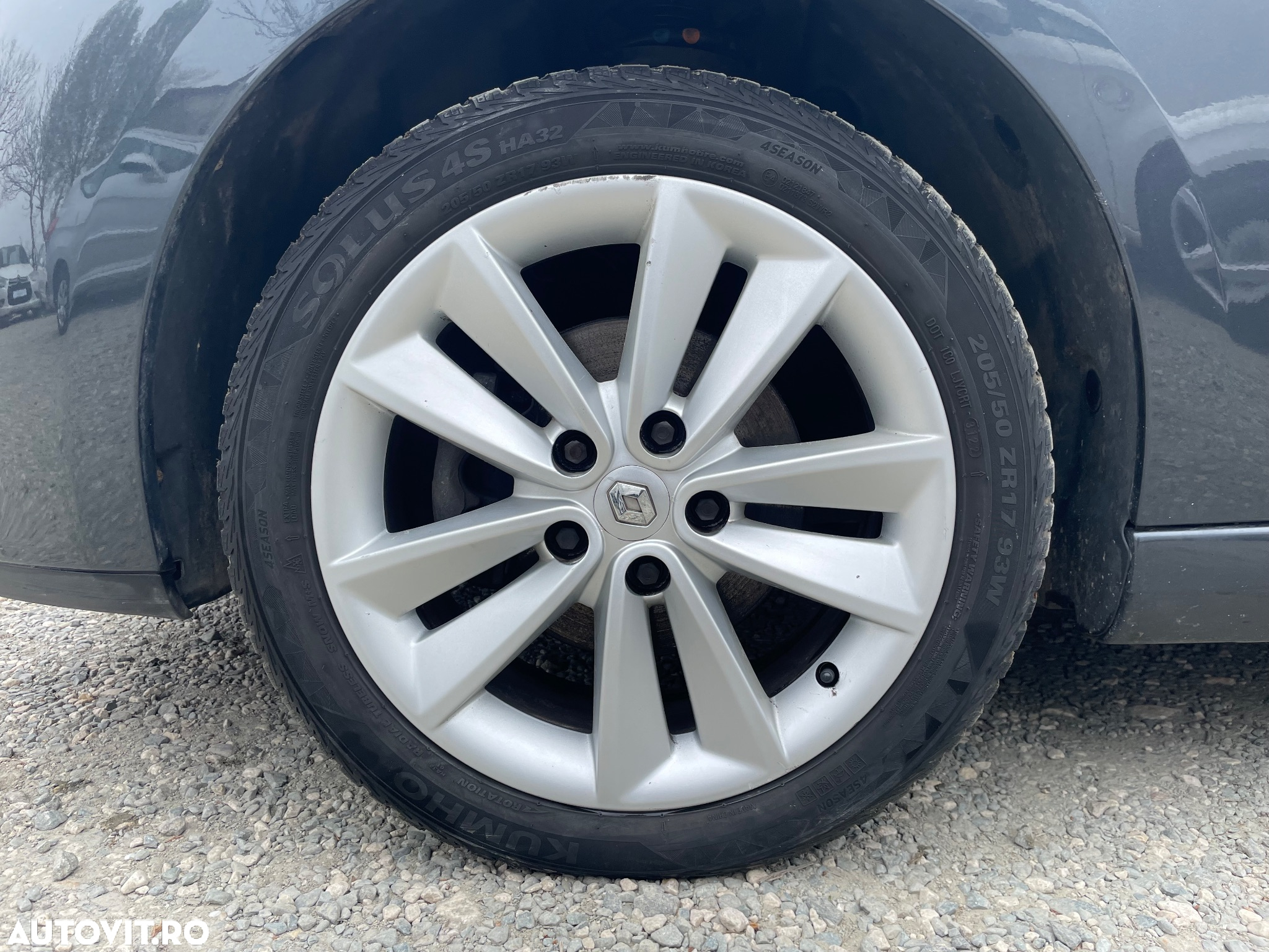 Renault Megane III Coupe 1.5 dCi Color Edition - 35