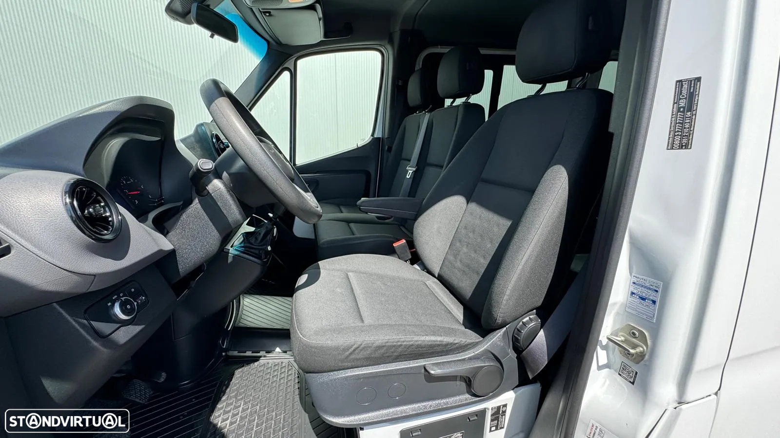 Mercedes-Benz Sprinter - 33
