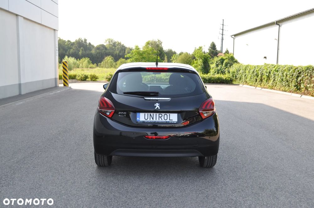 Peugeot 208 - 9