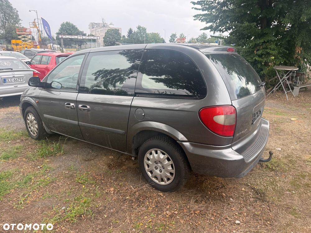 Chrysler Voyager 2.4 SE - 2