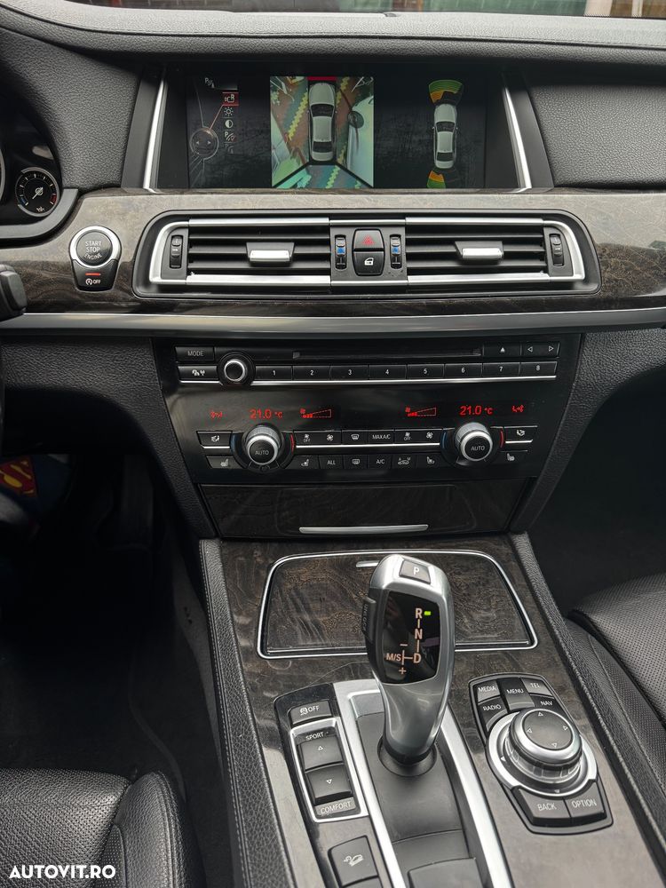 BMW Seria 7 740d xDrive - 13
